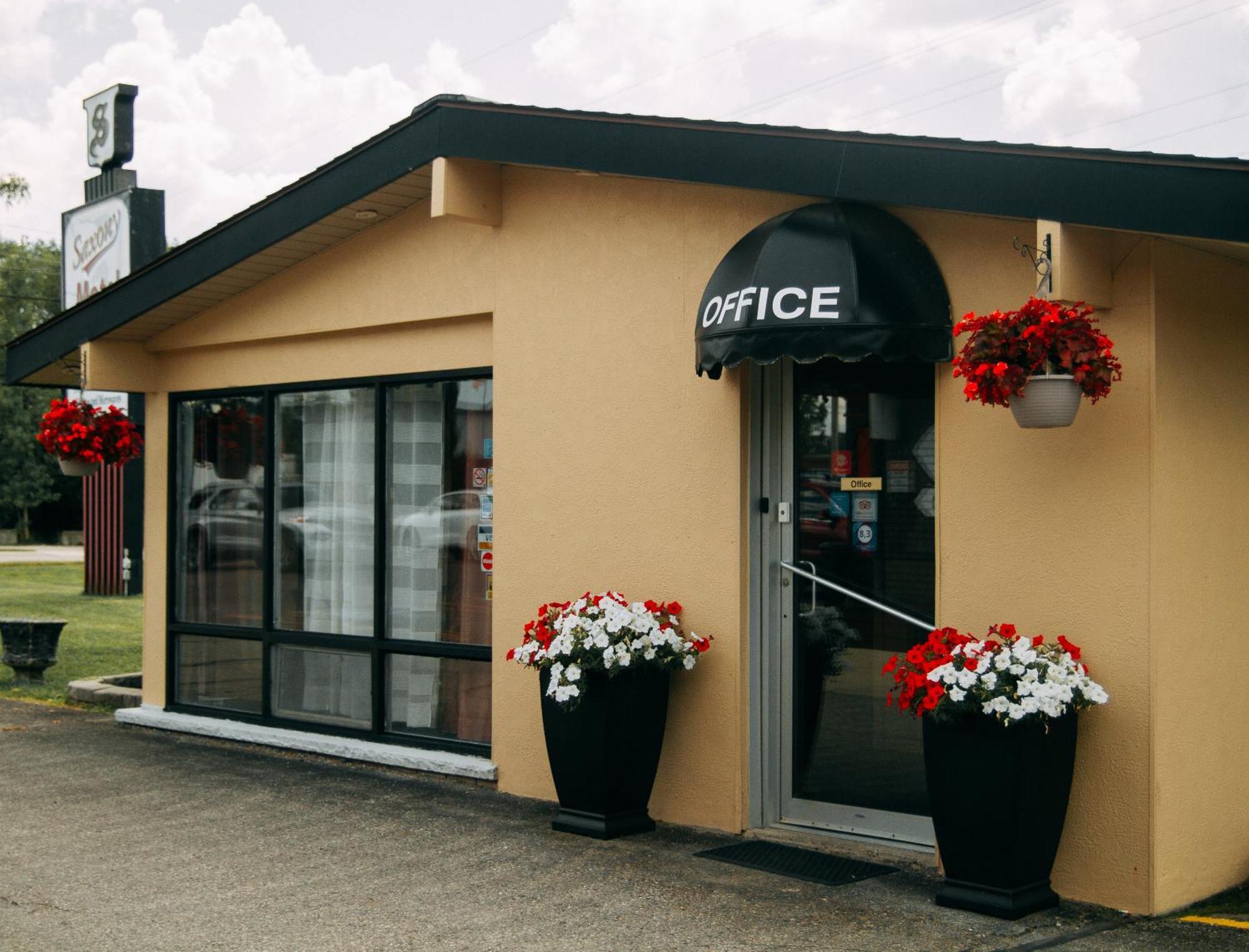 Saxony Motel Chatham-Kent Zewnętrze zdjęcie